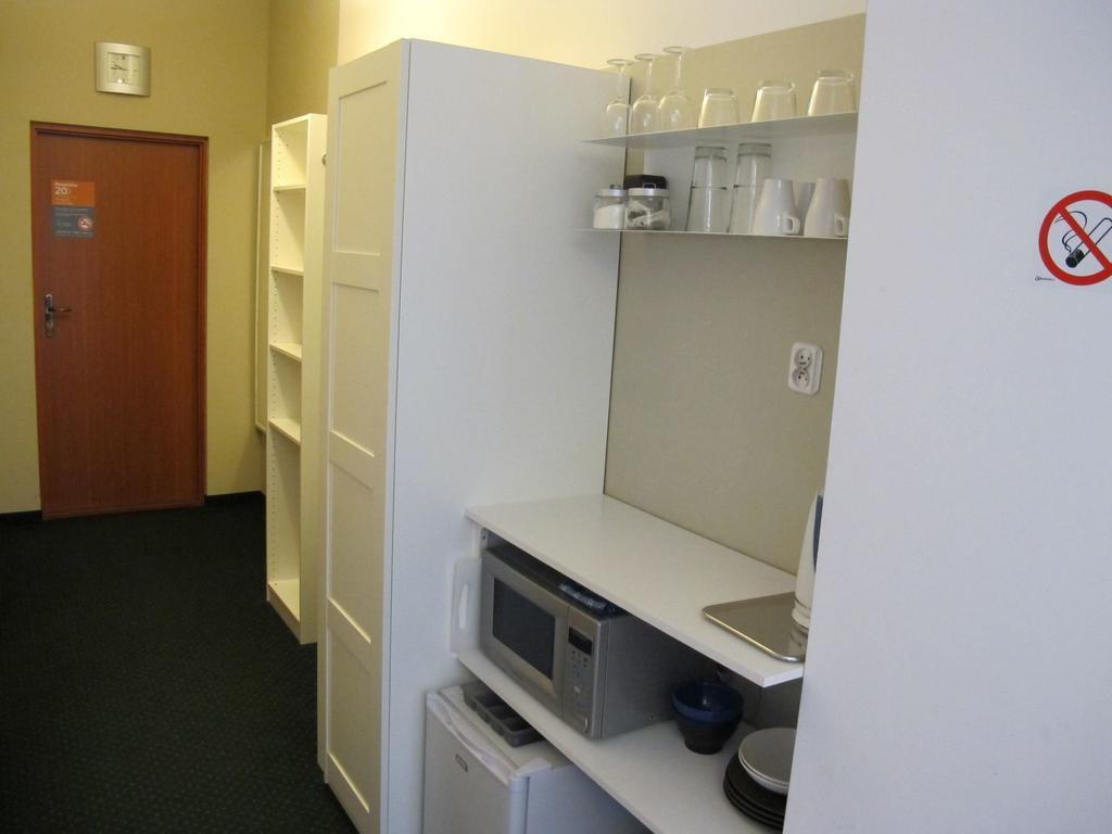 Pokoje Goscinne Poselska 20 Krakau Zimmer foto