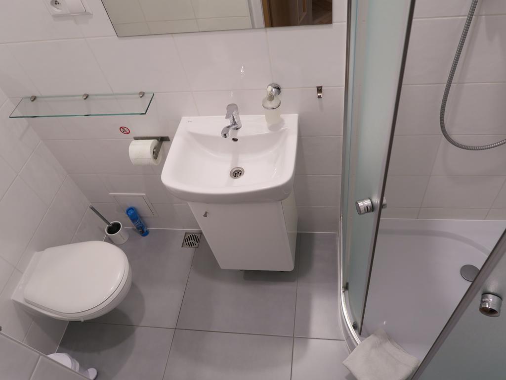 Pokoje Goscinne Poselska 20 Krakau Exterior foto