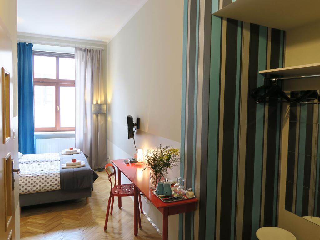 Pokoje Goscinne Poselska 20 Krakau Exterior foto