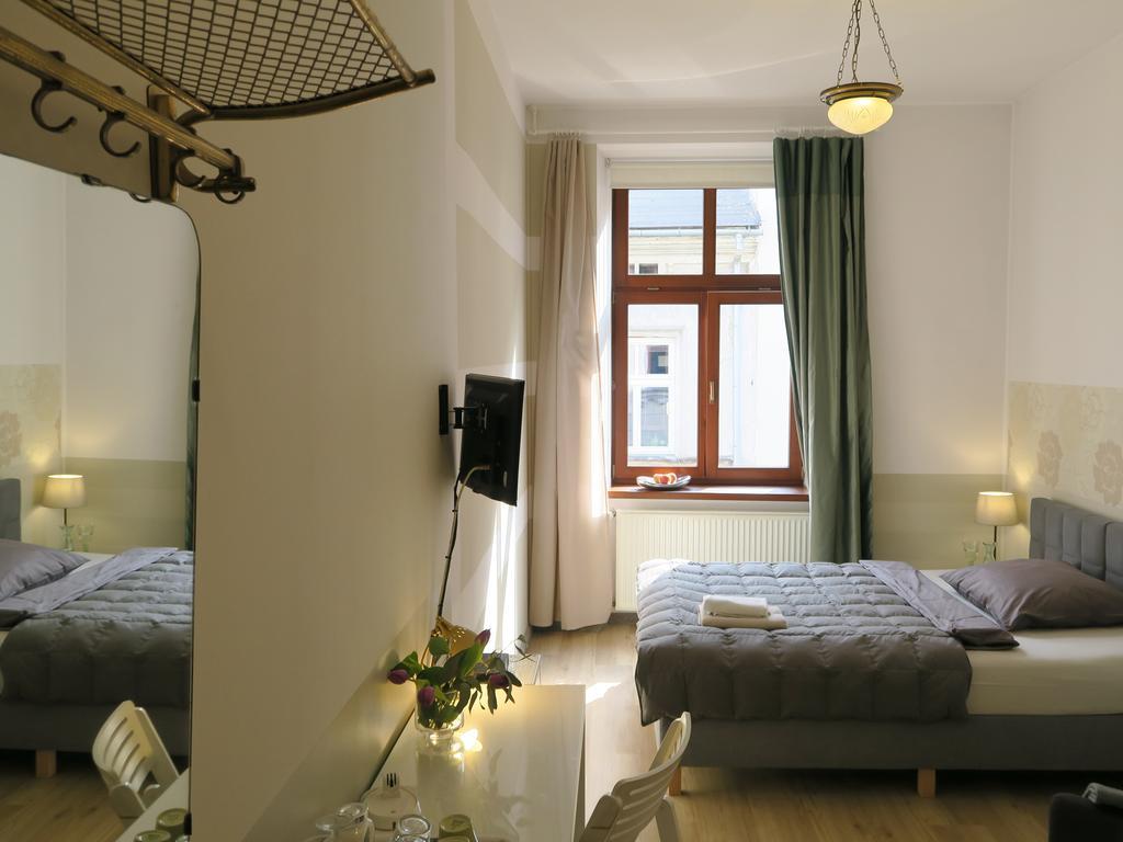 Pokoje Goscinne Poselska 20 Krakau Exterior foto