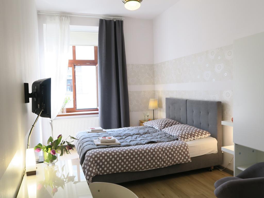 Pokoje Goscinne Poselska 20 Krakau Exterior foto